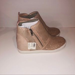 Wedged sneakers Justice